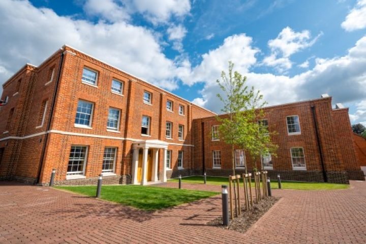 2. Vinson Building
