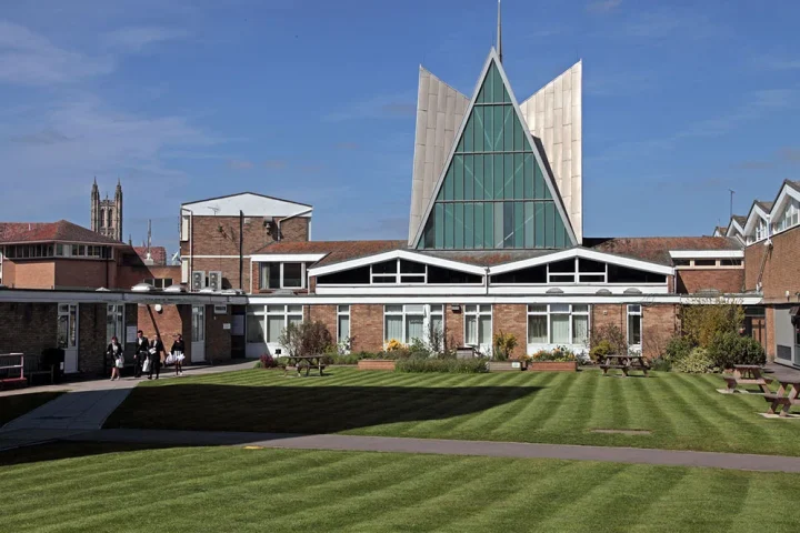 Canterbury-Christ-Church-University